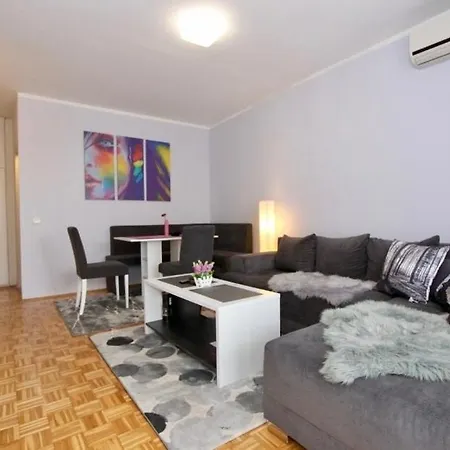 Cezar Apartment Белград Экстерьер фото