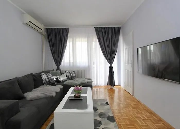 Cezar Apartment